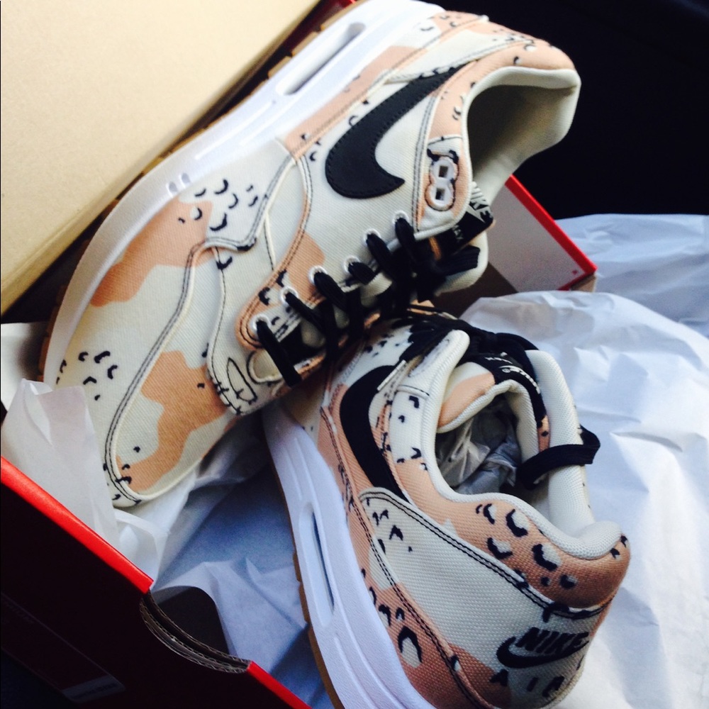Nike Air Max 1 Premium size 11 - Camouflage Mint!